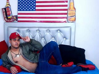 Free Naked AlexanderSteven