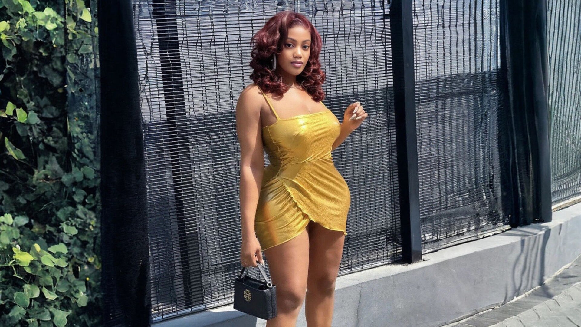 Free Naked BellaRossy