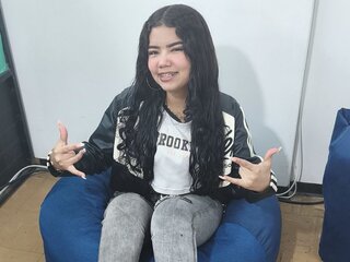 Free Naked DakotaPrincesa