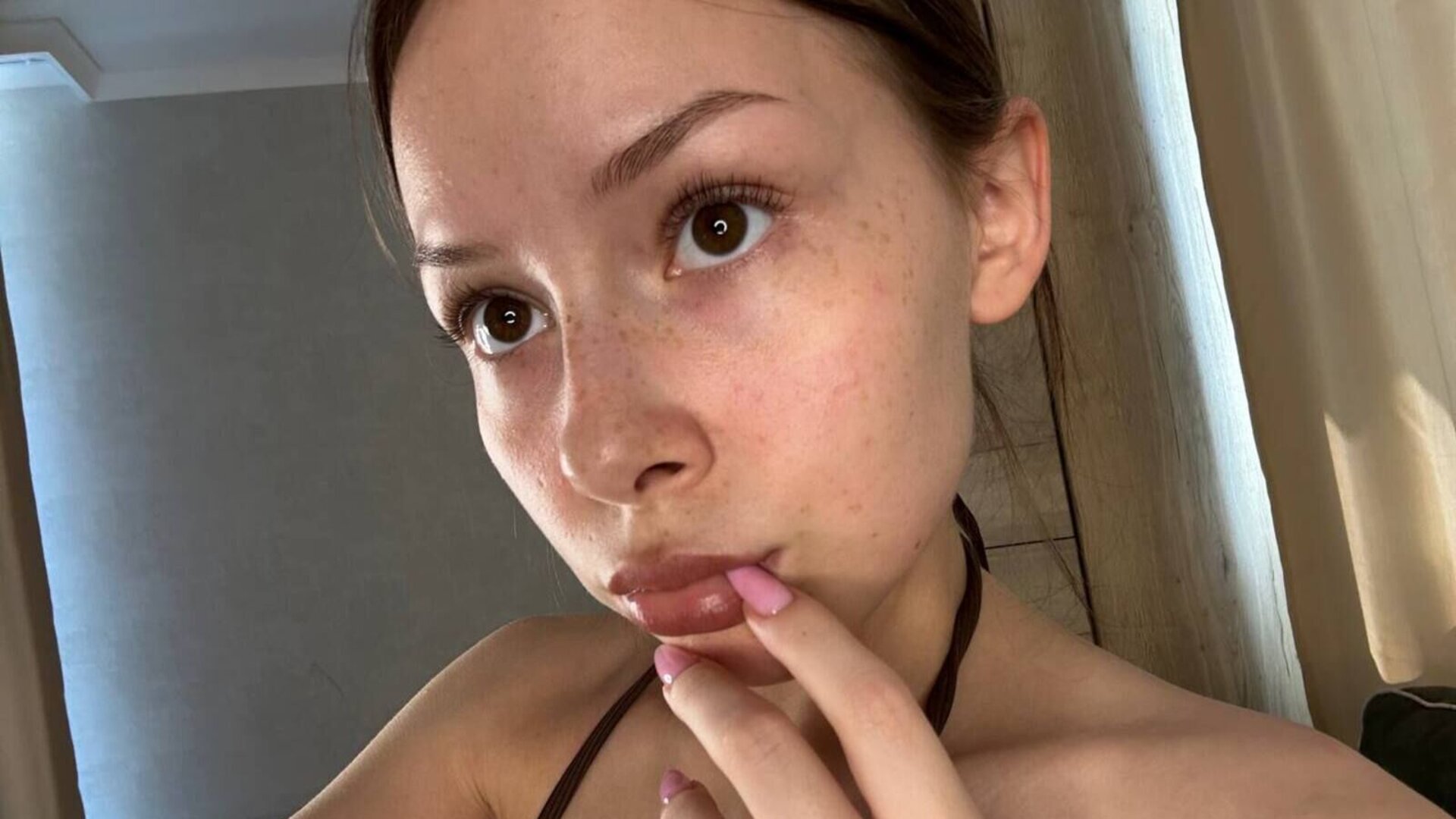 Free Naked DoloresVibe