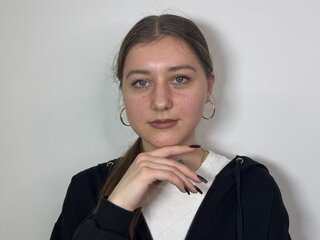 Free Naked EarleenViteaux