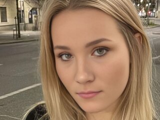 Free Naked ElaraVoltage