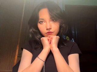 Free Naked ElbaBuckles