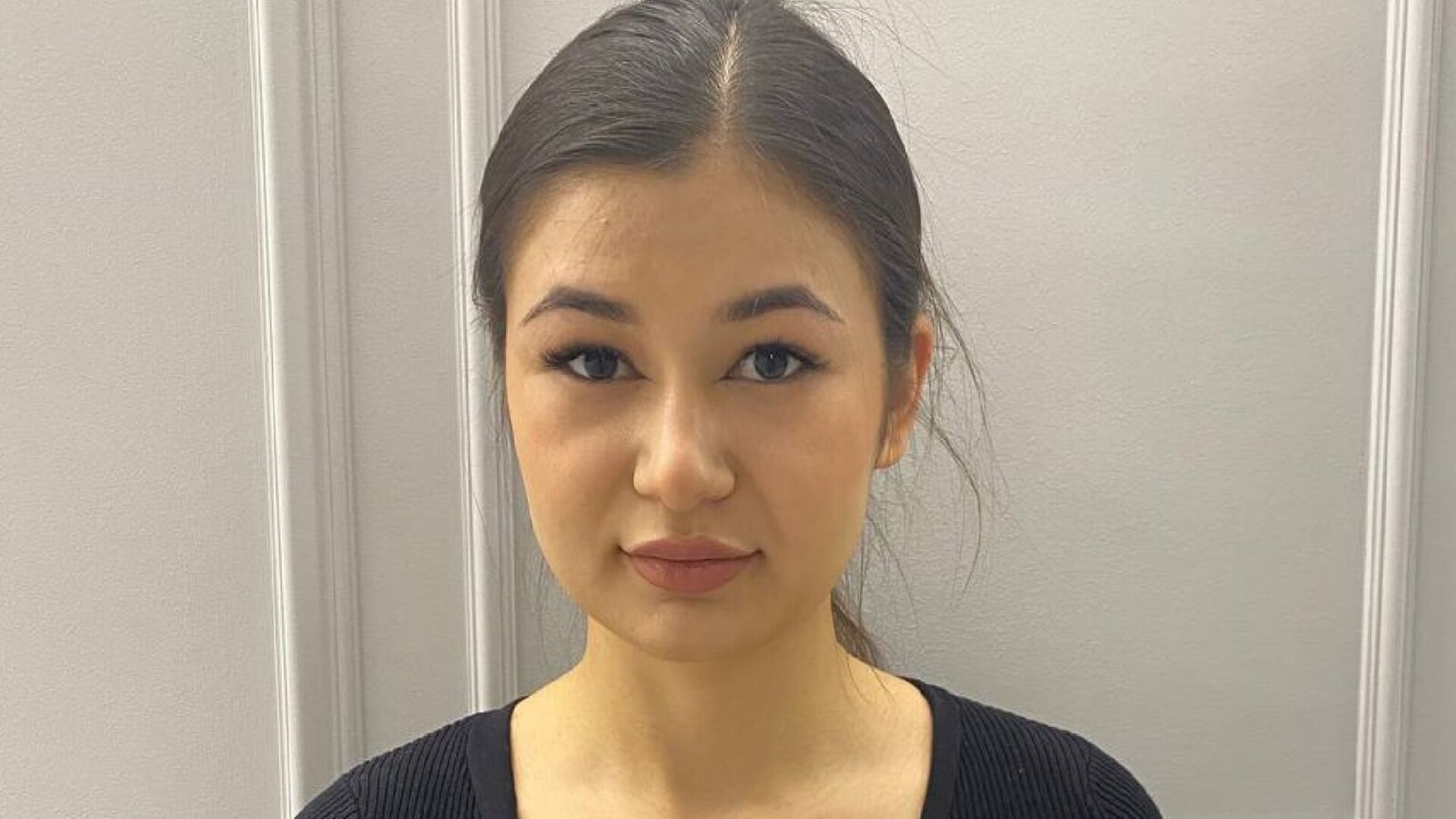 Free Naked ElonaHilel