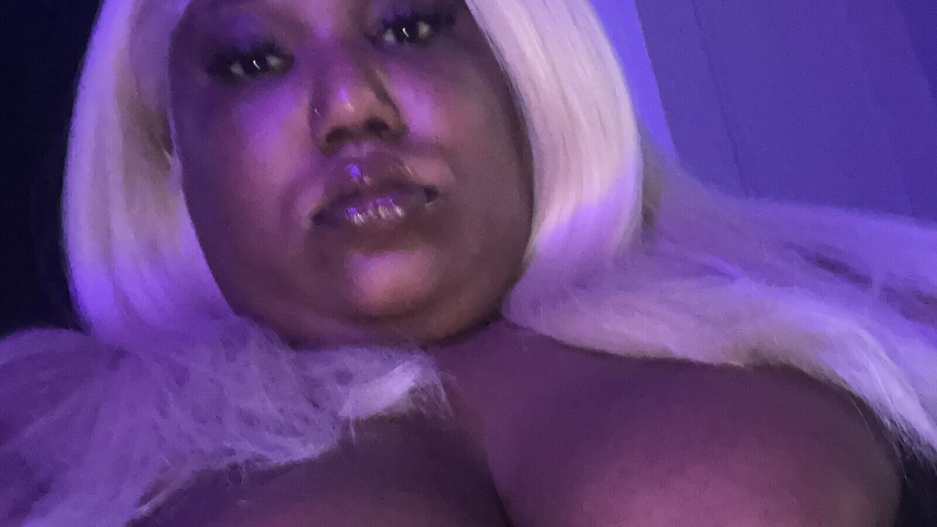 Free Naked FATBIGBBW