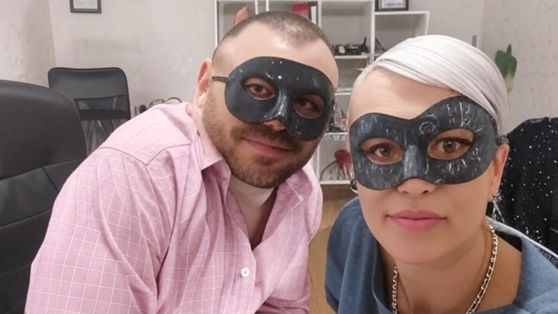 Free Naked JessicaandRon