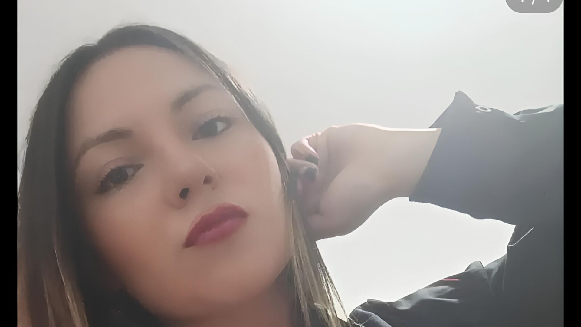 Free Naked LauraPino