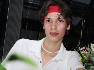 Free Naked LenniSiriuss