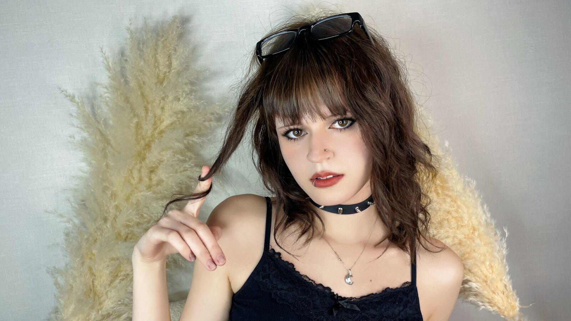 Free Naked MishelWild