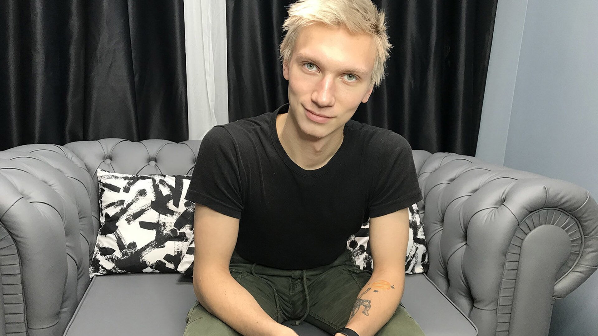 Free Naked RomeoRick