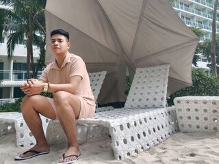 Free Naked TomiFowler