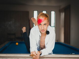 Free Naked ValentinoEstrada