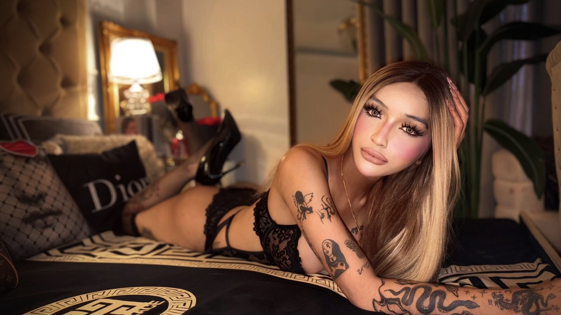 Free Naked VenusWineter