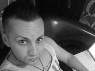 Free Naked YgorDamian